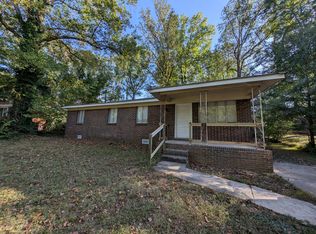 529 Santa Barbara Dr, Forest Park, GA 30297