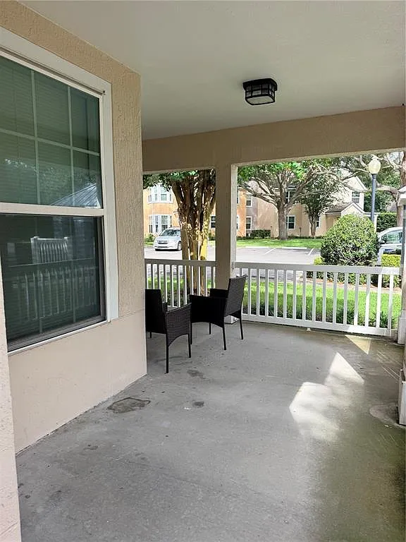2 bed, 2.0 bath, 1235 sqft, $1,900 — Photo 4