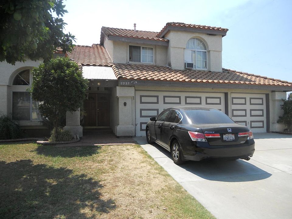 1st image of 1527 Walnut Ave