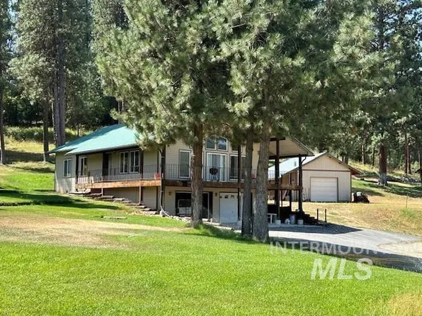 3 E Beck Rd, Garden Valley, ID 83622