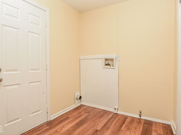 4th image of 3322 N Whittier Pl