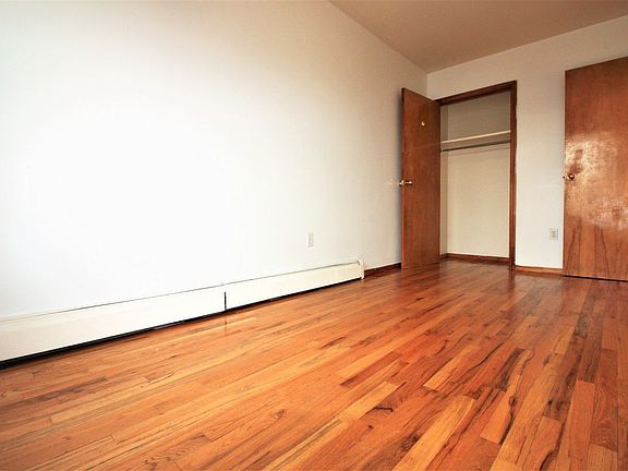4th image of 343 20th St APT 3