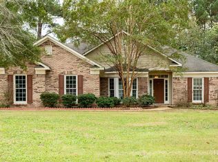 717 Saddlebrook Trl, Ellerslie, GA 31807