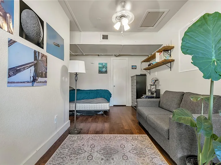 520 Helena St — Photo 20