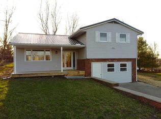 605 Pleasant View Dr, Aurora, IN 47001