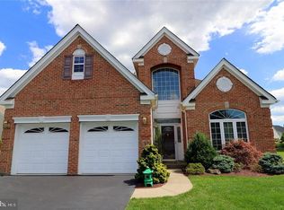 4 Cohasset Ct, Barnegat, NJ 08005
