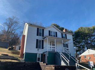 1018 Ames St, Staunton, VA 24401
