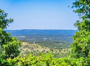 518 W Sunset Dr, Johnson City, TX 78636