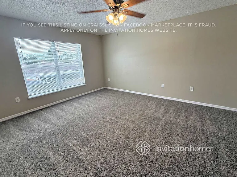 6702 Lorain St — Photo 8