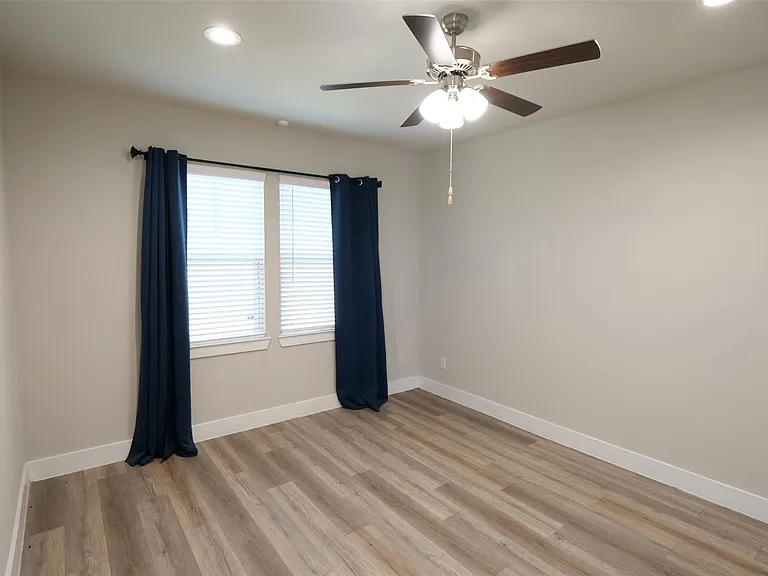 9004 Lonestar Creekbend Ln — Photo 4
