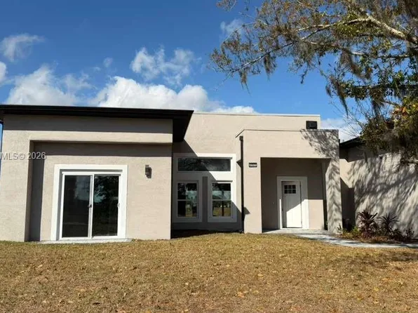 6805 Heavitree Dr, Sebring, FL 33876