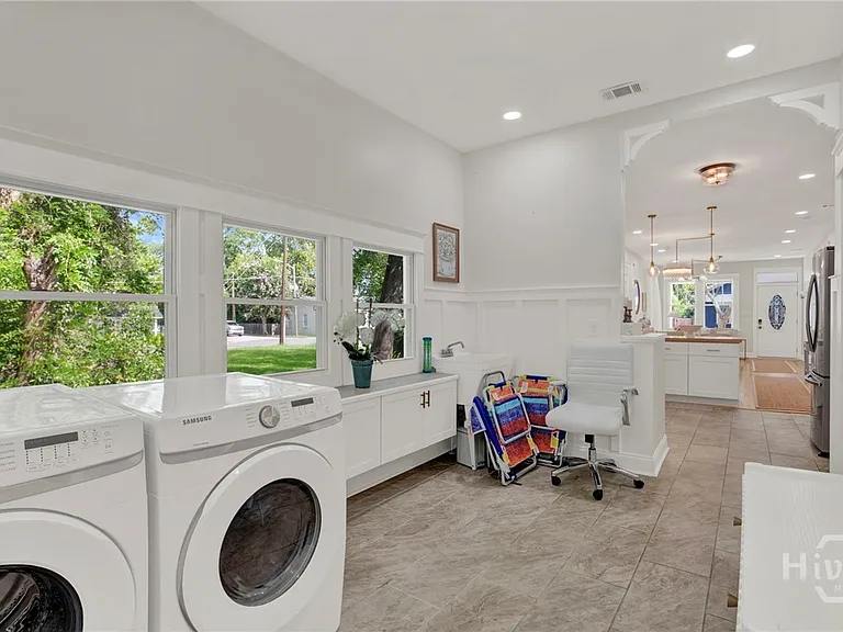 809 E Bolton St — Photo 36
