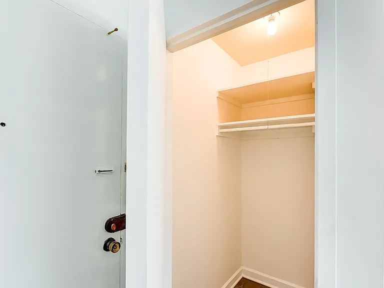 1111 Arlington Blvd #538 — Photo 12