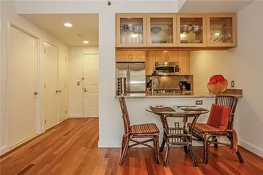 Sold by Avenue Sotheby's International Realty