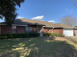 908 Merlin Ct, Pensacola, FL 32506