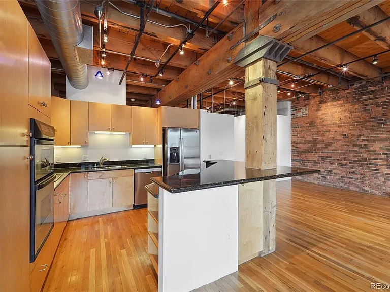 1801 Wynkoop St #317 — Photo 9