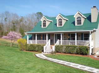 155 Spring Blossom Dr, Franklin, NC 28734