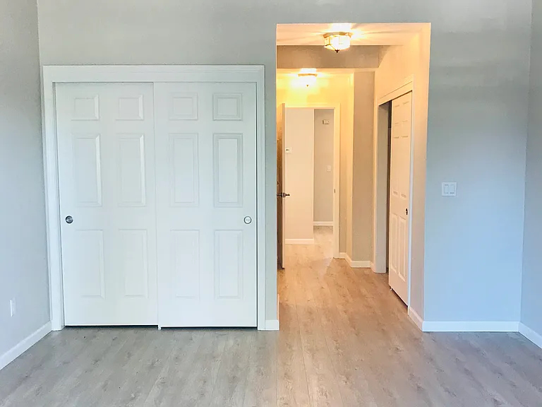 Mater Bedroom 1