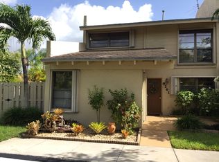 9261 SW 136 Street Cir, Miami, FL 33176