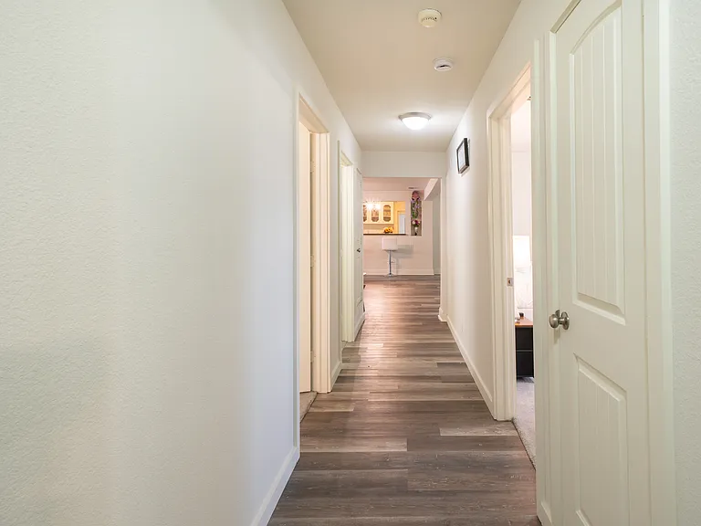 1109 Jordan Dr — Photo 26