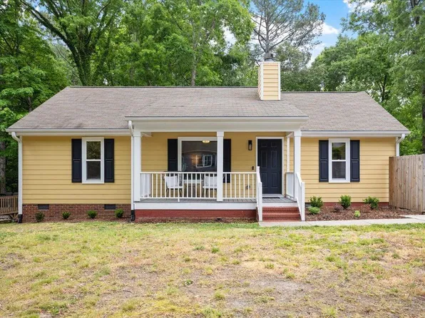 214 Evesham Ct, Wake Forest, NC 27587