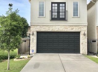 5805 Darling St #A, Houston, TX 77007