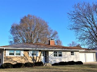 210 Elm St, Morrison, IL 61270