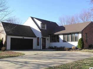 7230 SW Wattling Ct, Topeka, KS 66614