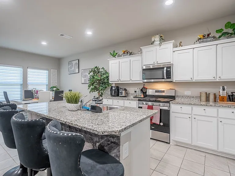 7608 Orange Blossom Rd — Photo 8