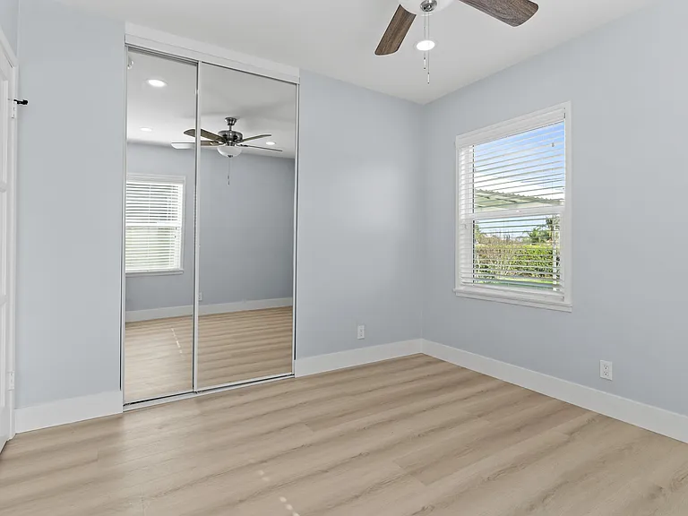 815 Wakefield Ave — Photo 19