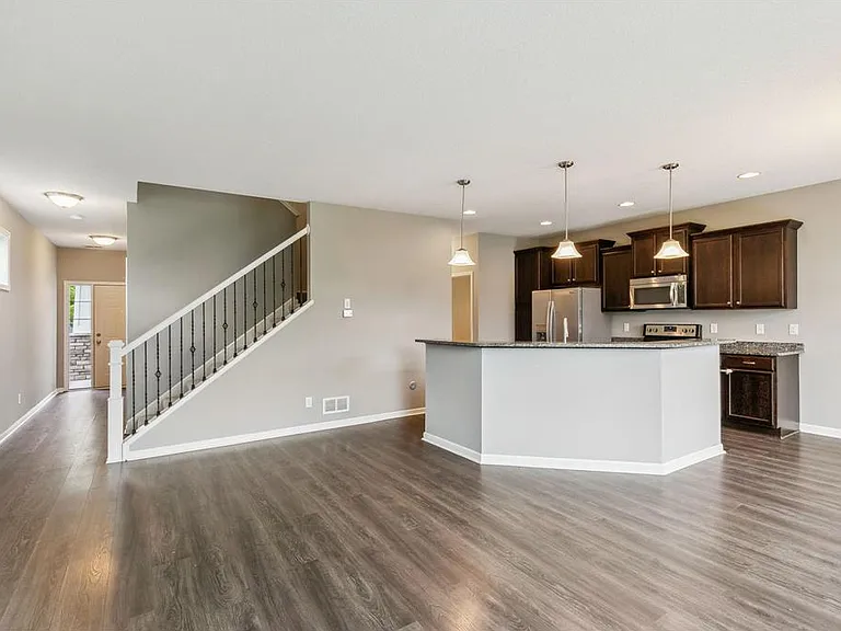 12420 Bataan St NE — Photo 4