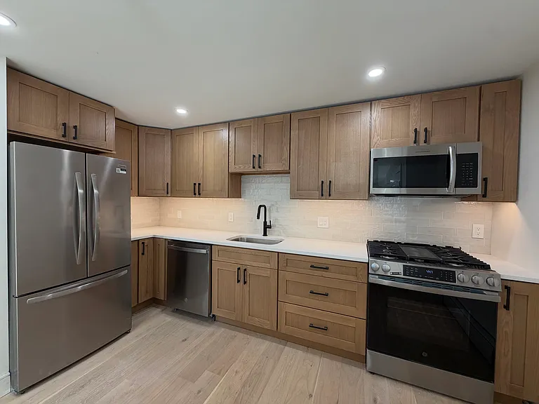 96 Miller Ave #4 — Photo 2