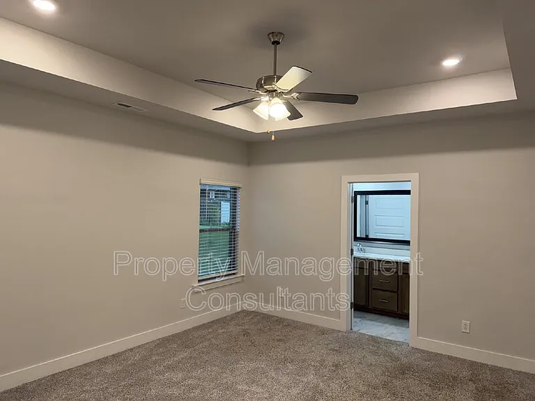 14872 Demarie Ln — Photo 16