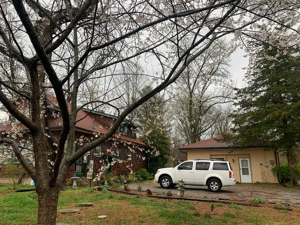 1941 S Illinois Ave, Carbondale, IL 62903