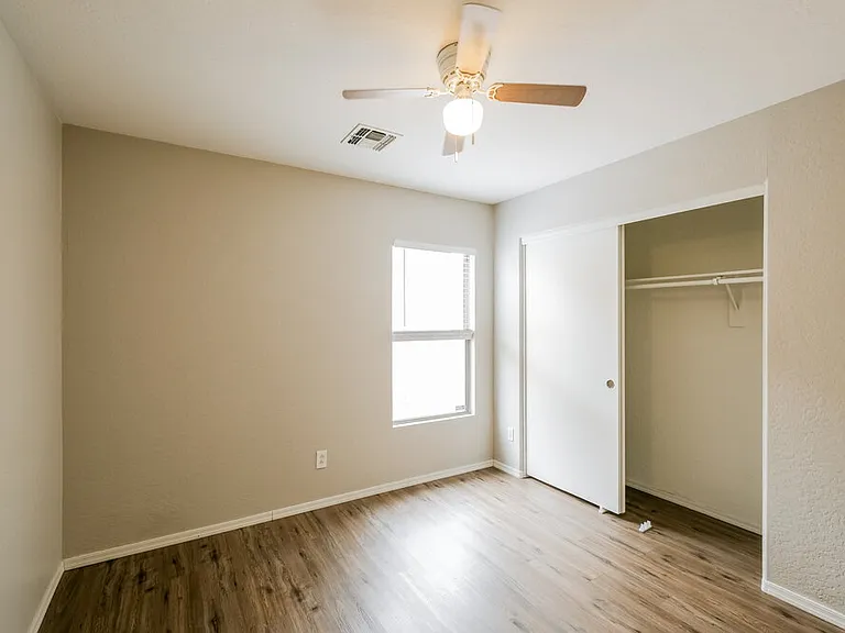 12901 N 127th Ln — Photo 12