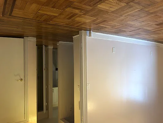 Rented by Nooklyn NYC LLC | media 9