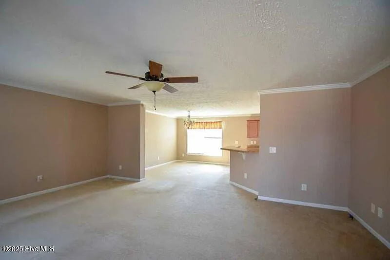 4 bed, 2.0 bath, $1,850 — Photo 4