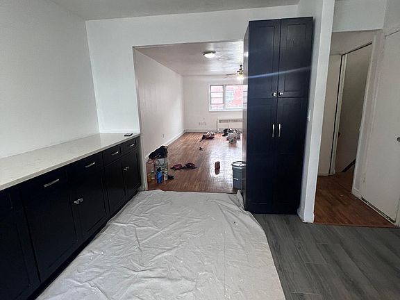 3rd image of 1622 Taylor Ave APT 2