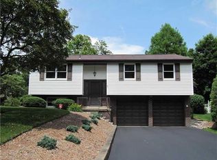 117 Donmor Dr, Pittsburgh, PA