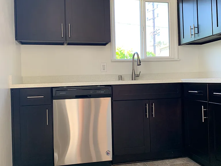 Magnolia Apartments — Photo 14