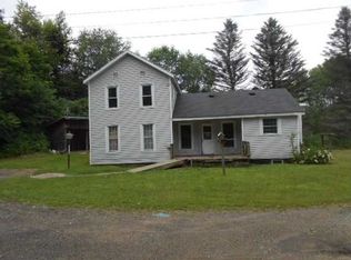 39722 Armstrong Rd, Centerville, PA 16404
