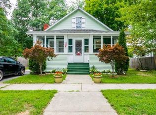 22 Stuart St, Springfield, MA 01119