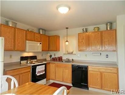 2nd image of 6590 Pioneer Dr