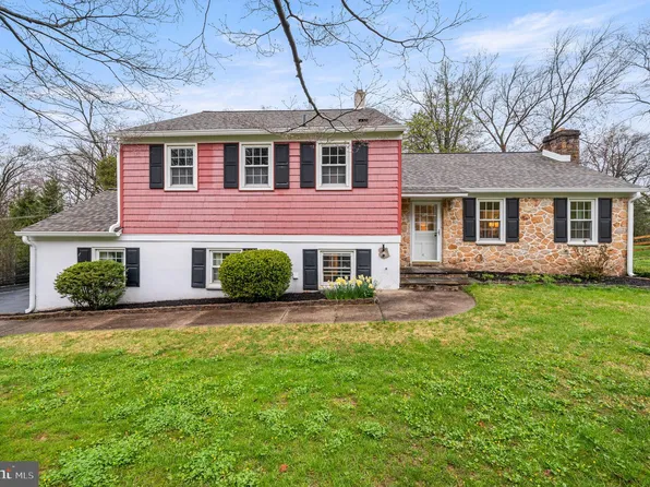 371 Devonshire Rd, Devon, PA 19333
