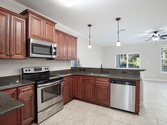 4th image of 1760 Sound Haven Ct