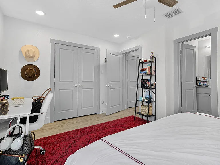 3206 Forest Park Blvd — Photo 27