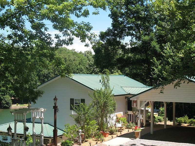1st image of 810 Dogwood Trl