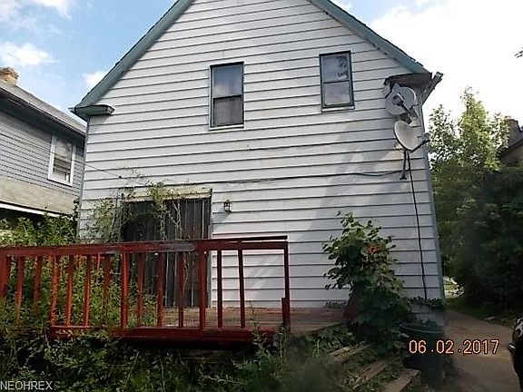 2nd image of 15706 Parkgrove Ave