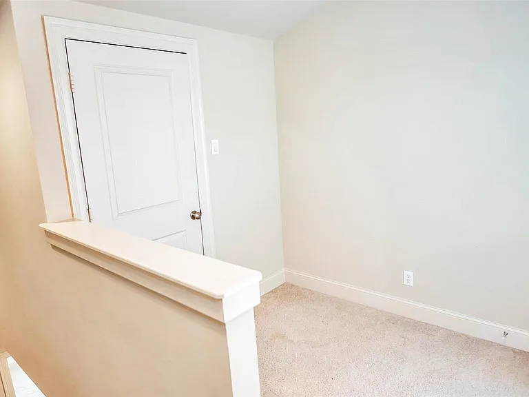 1611 Silver St — Photo 20