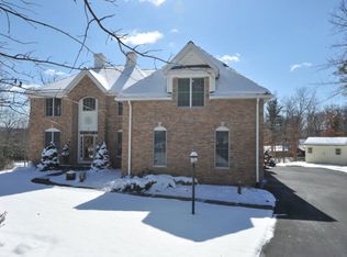 11 Woods Ln, Elmira, NY 14905